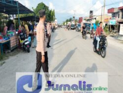 Dalam OTRLK- 24 Dan Pastikan Aman Personil Polsek Kepenuhan Giat  Patroli Pasar Ramadhan