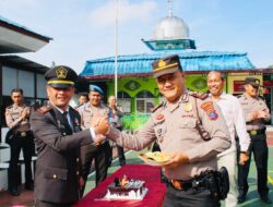 Surprise Kapolsek Siborongborong Pada HBP Ke-60, Wujud Kebersamaan Dan Solidaritas