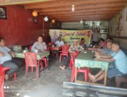Personil Polsek Rokan IV Koto, Giat Jumat Curhat Bersama Masyarakat