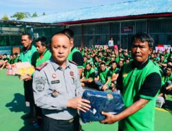 Pemenuhan Kebutuhan Dasar Dan Layanan Kesehatan WBP Lapas Siborongborong Bagikan Baju Seragam Dan Perlengkapan Mandi