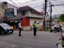 Unit Lantas Polsek Balige Bersama Dishub Toba Laksanakan Strong Point Pagi Hari