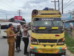 Puluhan Kendaraan Terjaring Razia Pada Operasi Gabungan Pemeriksaan PKB Di Toba