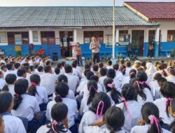 Satlantas Polres Toba Ajak Pelajar SMPN 2 Porsea Jadi Pelopor Keselamatan Berlalu Lintas