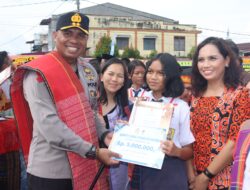 Kapolres Toba AKBP V.J. Parapaga Hadiri Upacara Hardiknas Tahun 2025