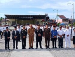 Wabup Nisel  lr Yusuf Nache. ST.MM. Serahkan SK PPPK Ke 156 Tenaga Guru, Teknis Dan Kesehatan