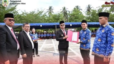 Bupati Nias Ya’atulo Gulo Serahkan SK Dan Ambil Sumpah PPPK 2023 – 2024 Edy Rachmad