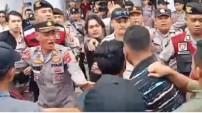 Demonstrasi Mahasiswa Atas Kelangkaan Liguefied Petroleum Gas (LPG) Supsidi 3 Kilogram Di Kota Gunungsitoli