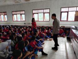 Kapolsek Balige Sosialisasi Penerimaan Siswa SMA Kemala Taruna Bhayangkara Di SMPN 2 Balige