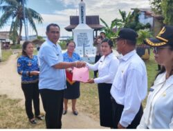 Wakil Bupati Nias Selatan Ir. Yusuf Nache. ST.MM. Serahkan Langsung SK  SPT PPPK Paruh Waktu 358  Orang Di Dapil VI