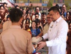 Tinjau Sarana Prasarana Pendidikan, Walikota Gunungsitoli Dampingi Gubsu Bobby Nasution Berkunjung SMA Negeri 1 Gunungsitoli