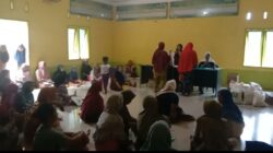 Rajali Purba Pimpin Penyaluran, Sembako Serentak Bagi Ke 188 KK Di Desa Silau Padang