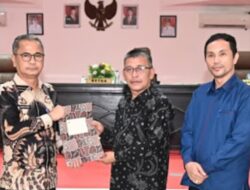 Bupati Nias Yaatulo Gulo S.E.S.M.Si Hadiri Rapat  Paripurna Penetapan Keputusan DPRD Atas LKPJ TA 2025