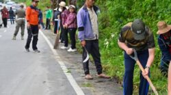 Semangat Gotong – Royong: Bupati Humbang Hasundutan Dan Ketua TP PKK Pimpin Aksi Kebersihan Di Kecamatan Paranginan