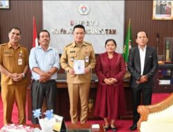 Bupati Humbahas Terima Audiensi Panitia Pisah Sambut Praeses HKI Wilayah IX Humbang