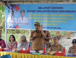 Perkuat Ketahanan Pangan Dan Tekan Laju Inflasi, Wali Kota Tebing Tinggi Pimpin Gerakan Tanam Bawang Merah Di Kelurahan Mekar Sentosa