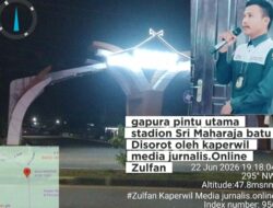 Diduga Pembangunan Gapura Pintu Utama Stadion Sri Maharaja Batu Tidak Sesuai Spesifikasi ‎