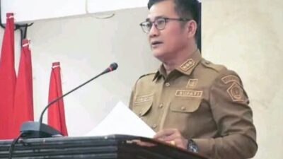Antrean Panjang BBM Masih Terjadi Di Nias Selatan, Bupati Imbau Pengecer Patuhi Harga Resmi